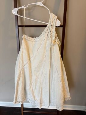 Free People Cream One-Shoulder Lace Trim Dress